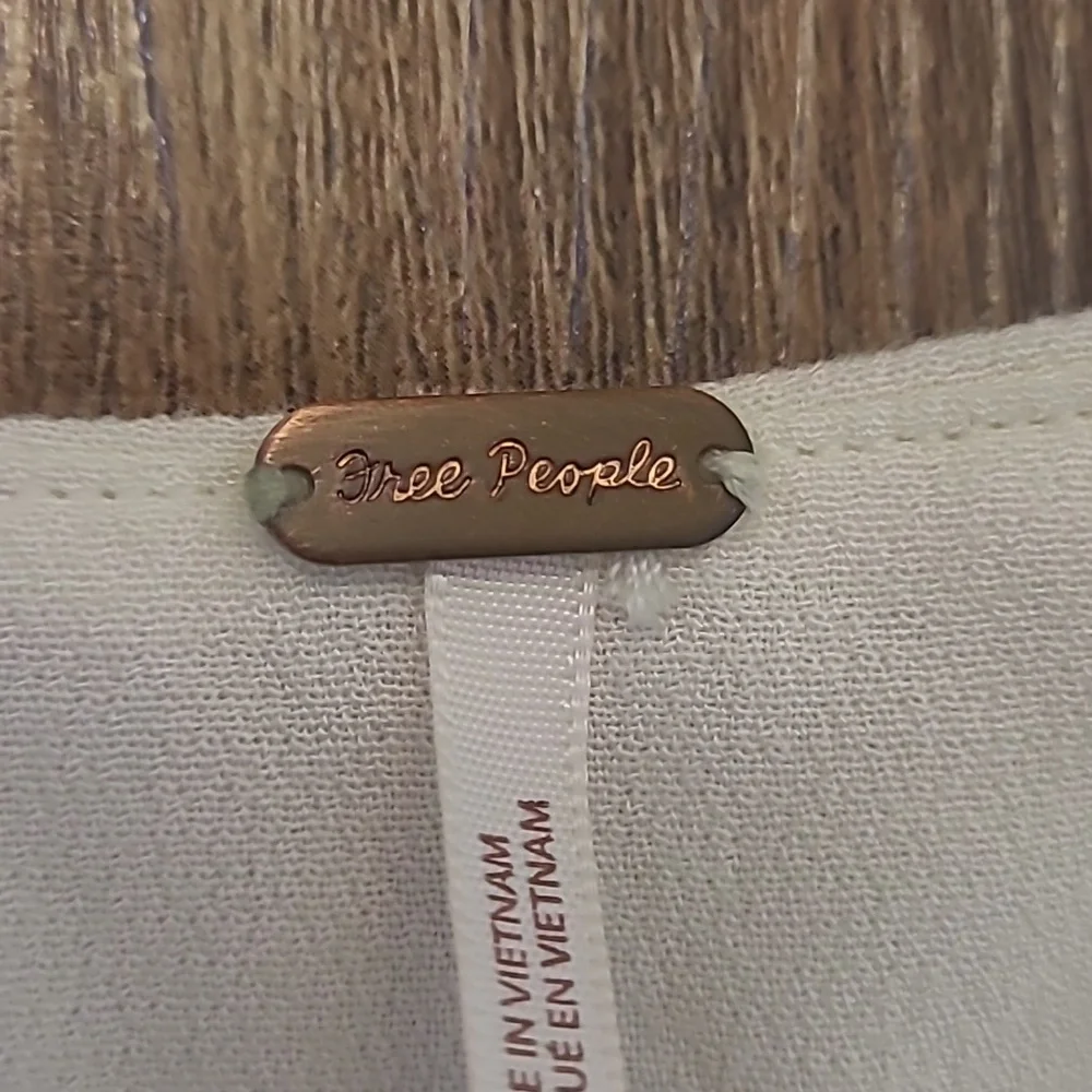 Free People Cream‎ Fabric Detail
